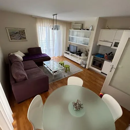 Apartament On The *